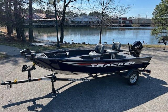 2026 Tracker Super Guide V-16 T freshwater fishing boat for sale